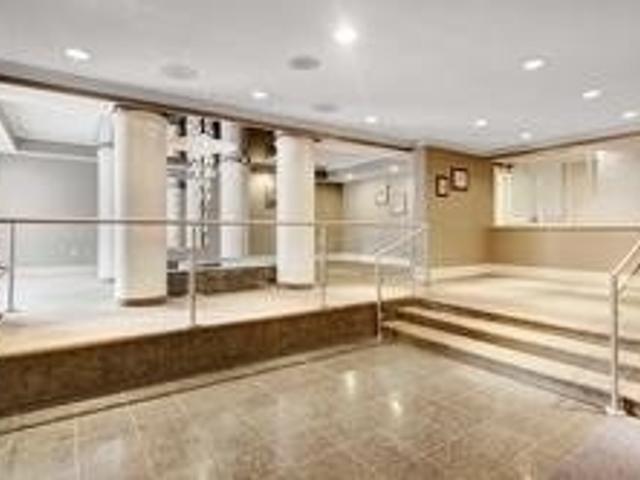 211 - 7460 Bathurst St