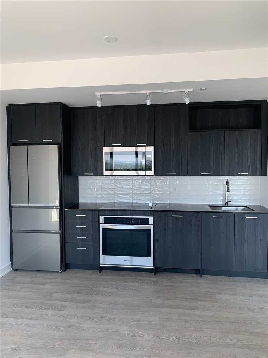 504 120 Eagle Rock Way, Maple Leased, N5668612 Condos.ca