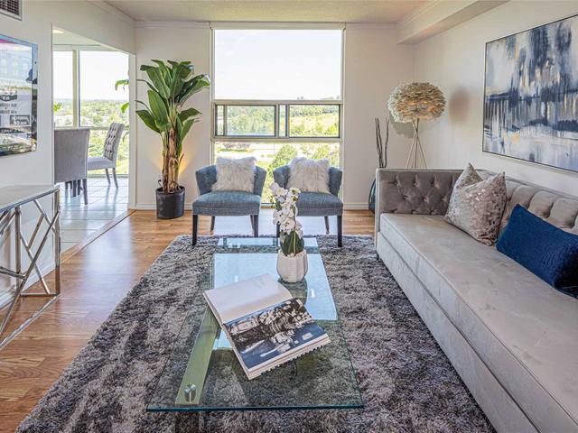 1001 - 40 Harding Blvd W