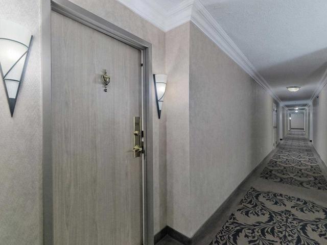 206 - 40 Harding Blvd W