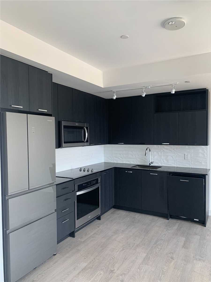 606 120 Eagle Rock Way, Maple Leased, N5674052 Condos.ca