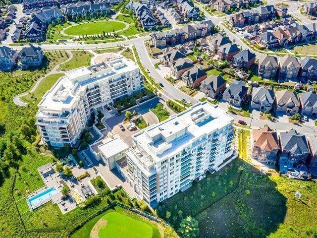 101 - 15 Stollery Pond Cres