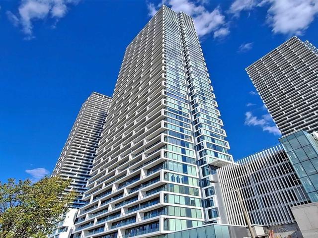 1208 - 950 Portage Pkwy