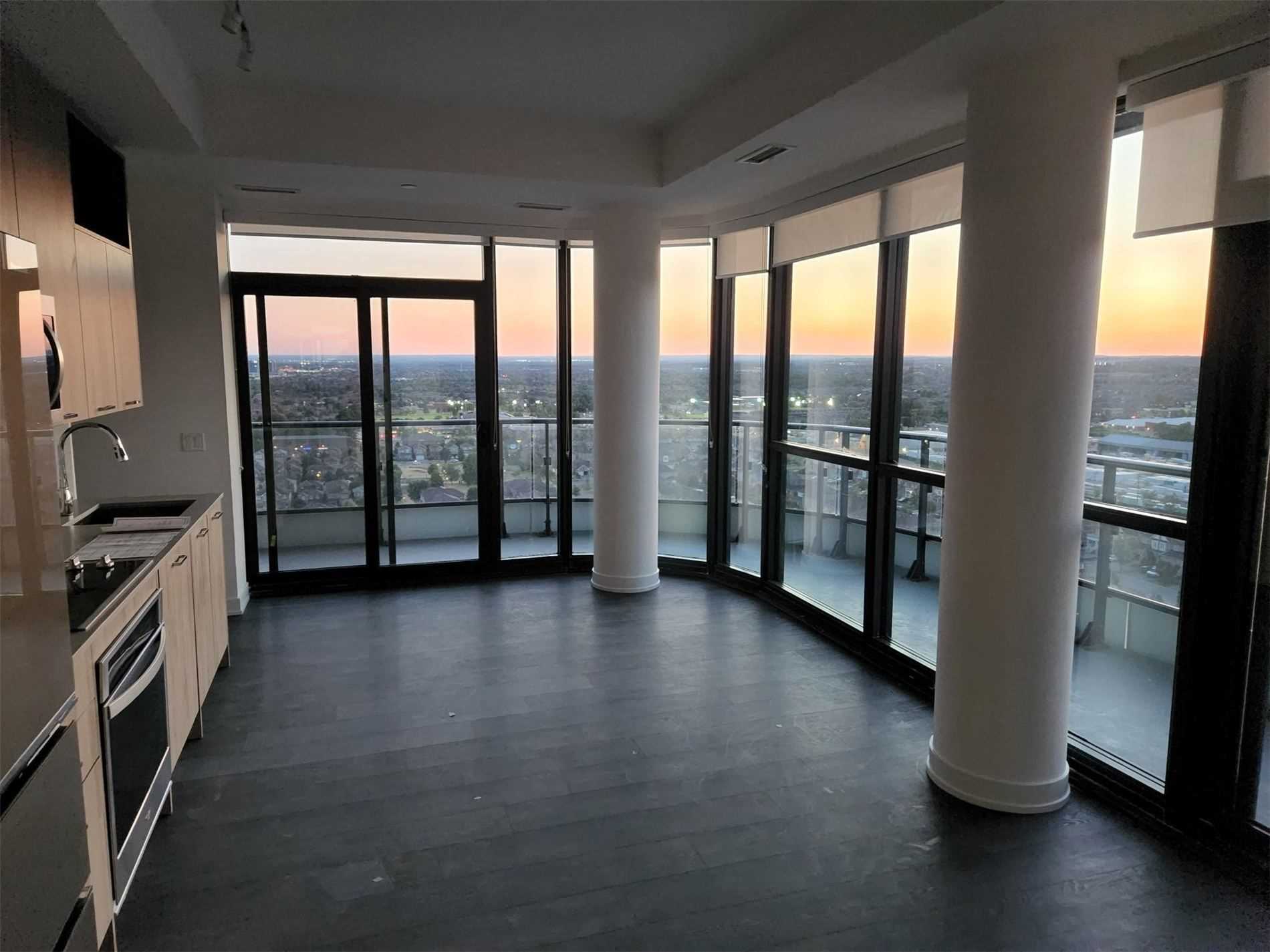 LPH02 120 Eagle Rock Way, Maple Leased, N5702932 Condos.ca