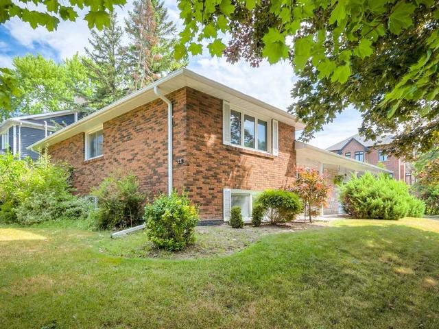 23 Willowgate Dr