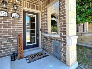 228 Glad Park Ave W