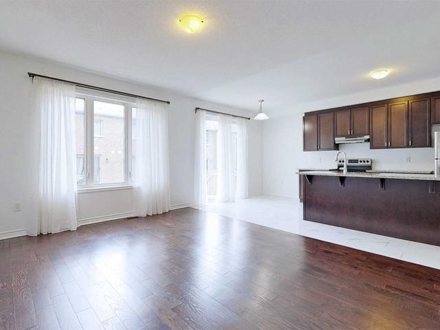 38 Casely Ave