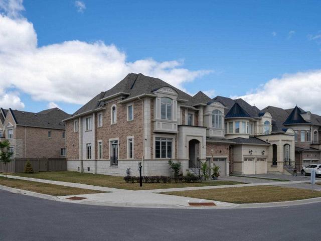 176 Woodgate Pines Dr