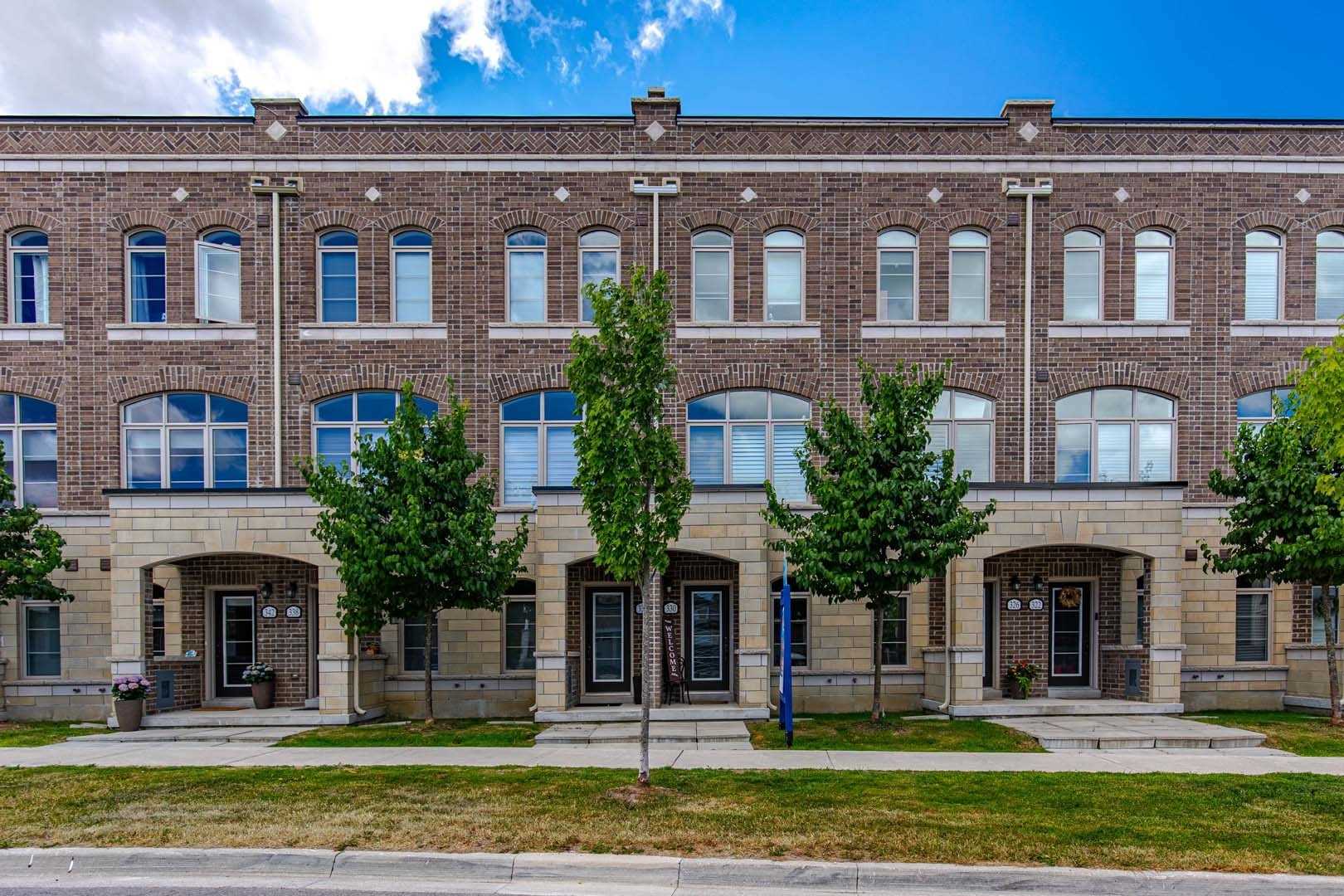 330 John Davis Gate, Stouffville Sold, N5714256 Condos.ca