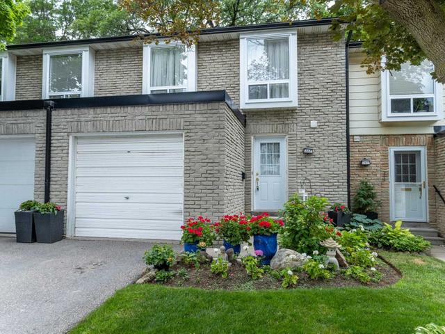 262 Royal Orchard Blvd