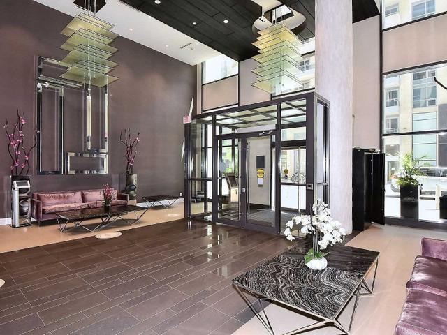 Nw319 - 9201 Yonge St