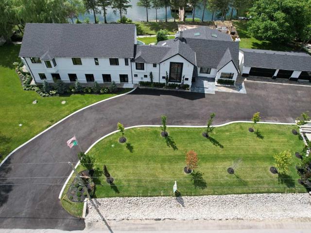 16450 7th Concession Rd