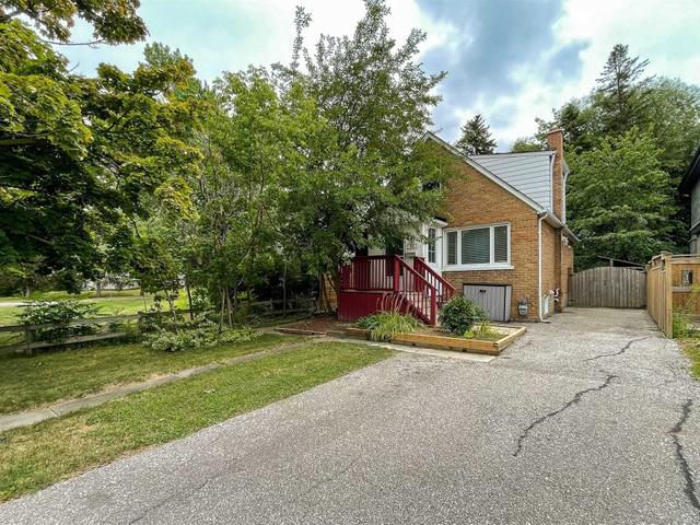 61 Highland Park Blvd