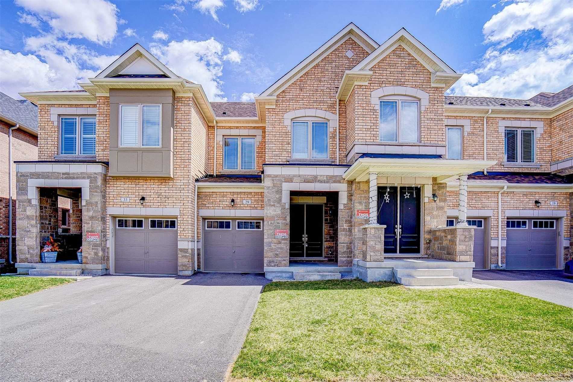 29 Capreol Ave, Aurora Sold, N5749390 Condos.ca