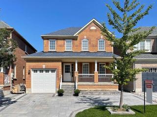 8 Royal Crown Rd