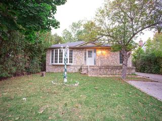 383 Paliser Cres N