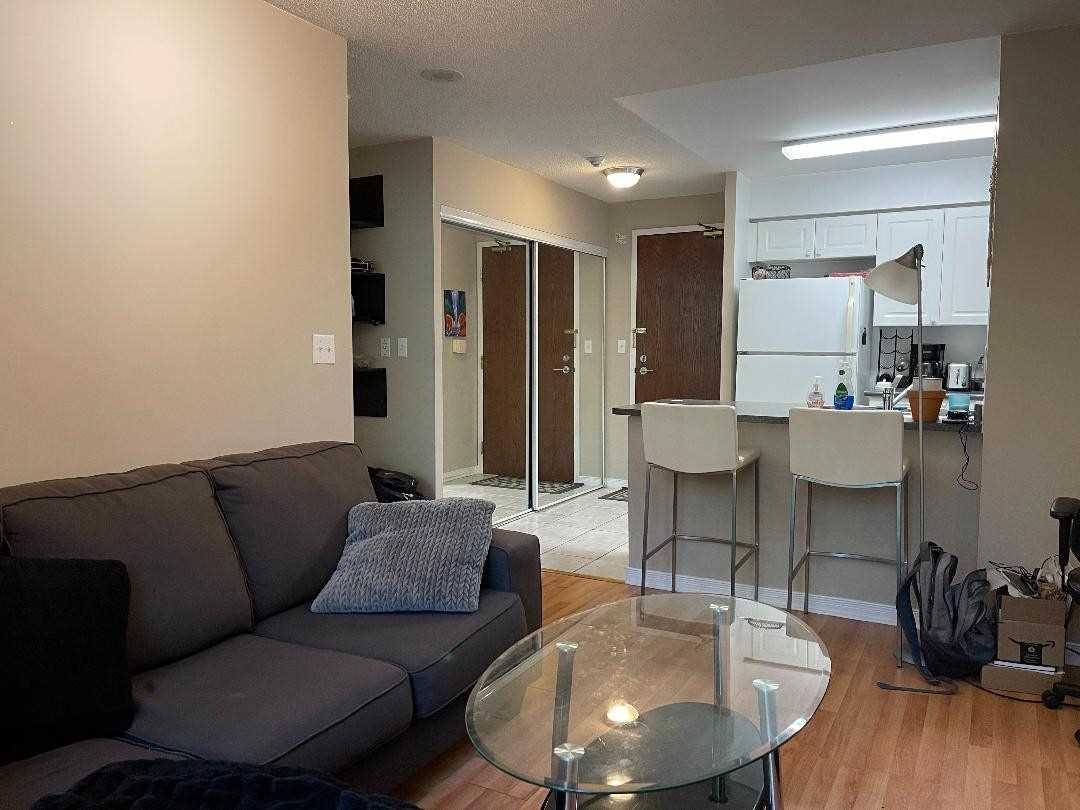 105 3 Ellesmere St, Richmond Hill Suspended, N5790305 Condos.ca
