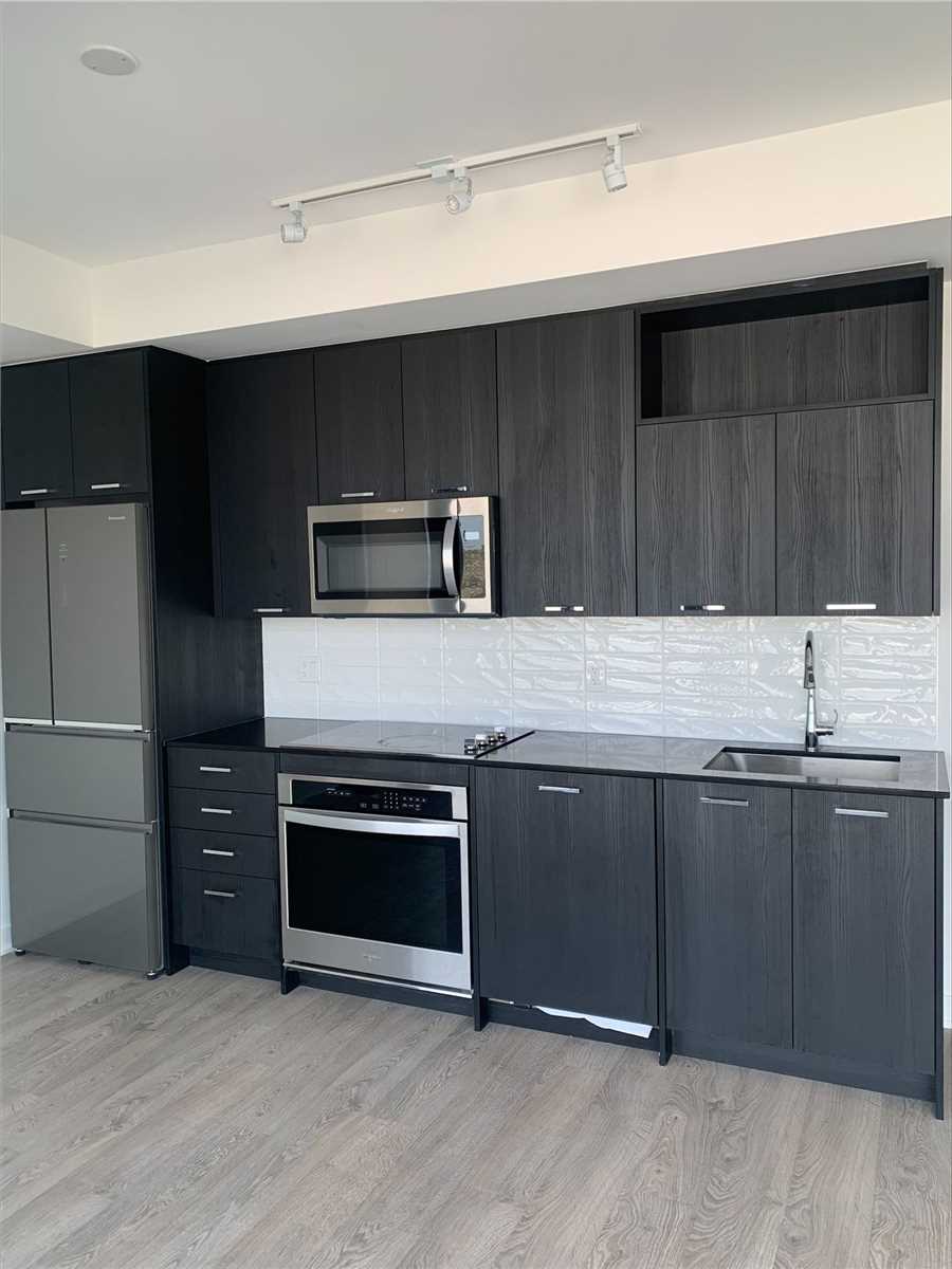 1503 120 Eagle Rock Way, Maple Leased, N5804562 Condos.ca