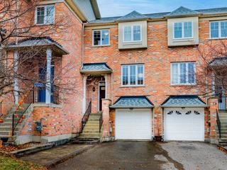 77 Schouten Cres