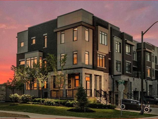 105 Glenngarry Cres