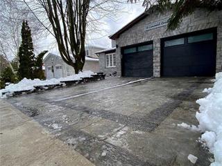 58 Lensmith Dr