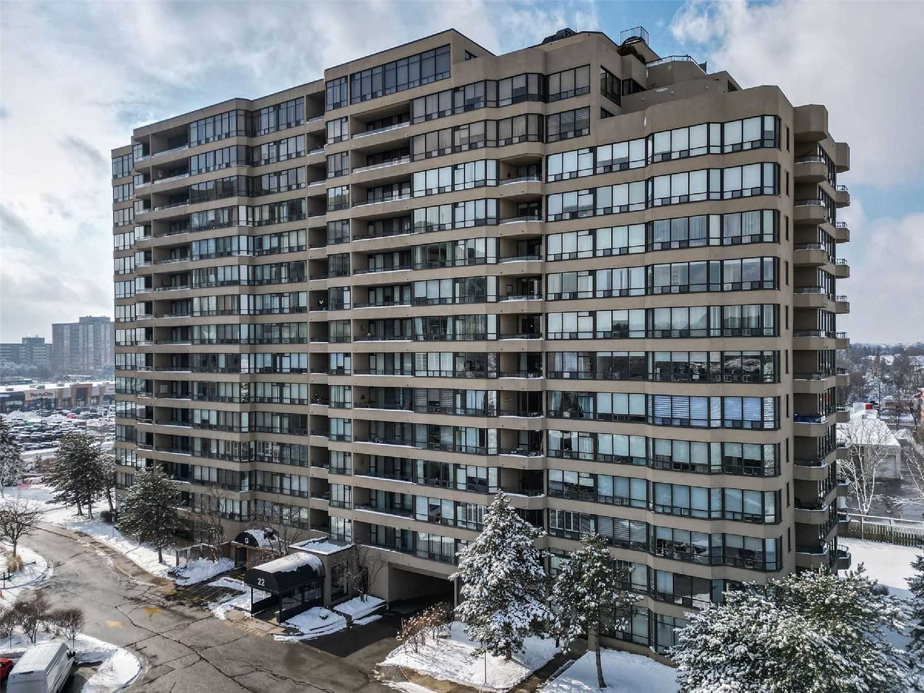 708 22 Clarissa Dr, Richmond Hill