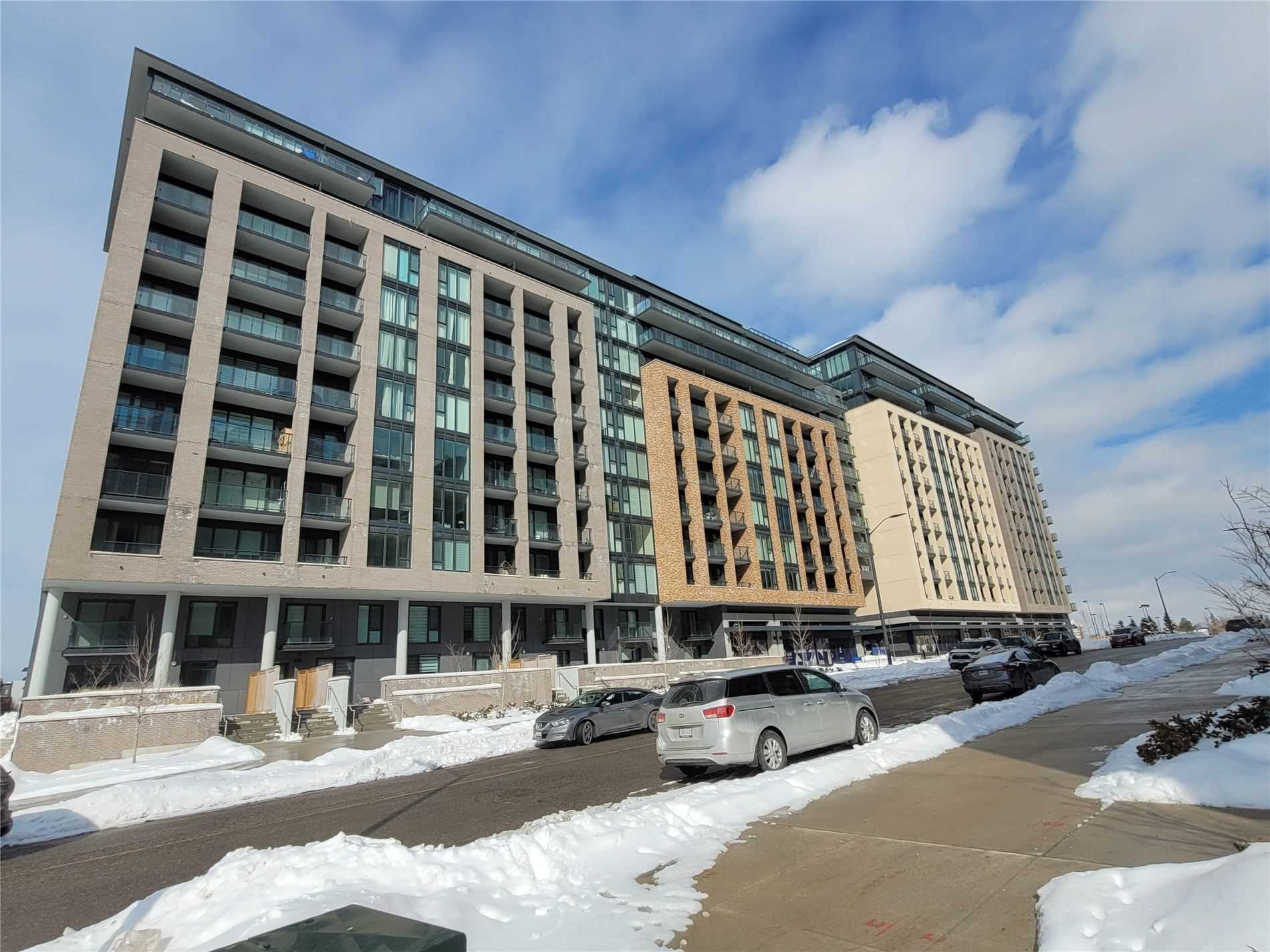 710 100 Eagle Rock Way, Maple Leased, N5934807 Condos.ca