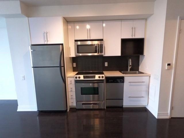 2608 - 21 Carlton St