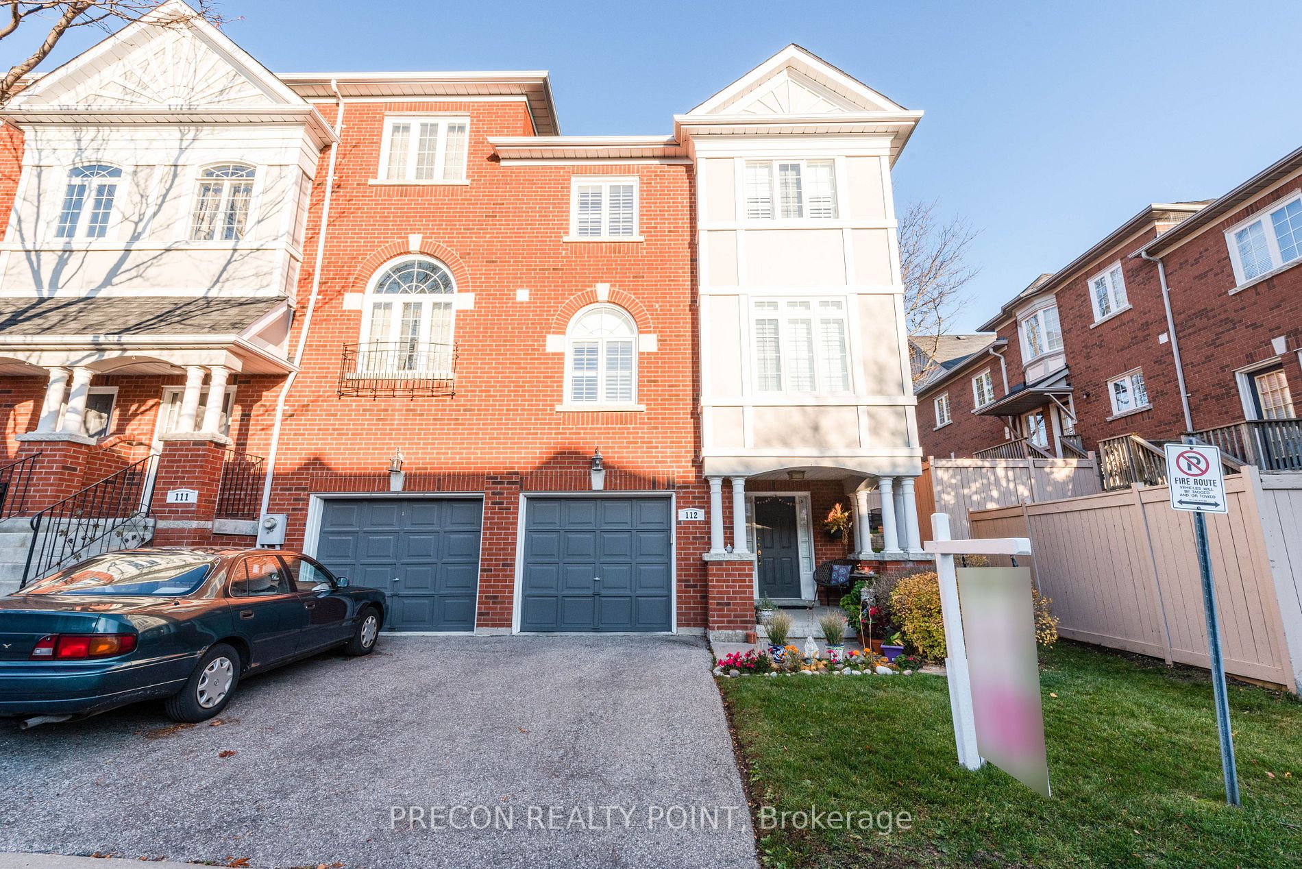 112 190 Harding Blvd W, Richmond Hill For Sale 1,199,000 Condos.ca