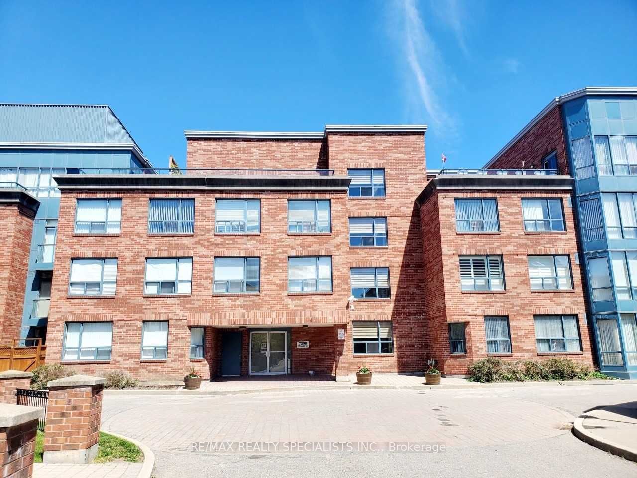 312 7398 Yonge St, Thornhill Terminated, N6093924 Condos.ca