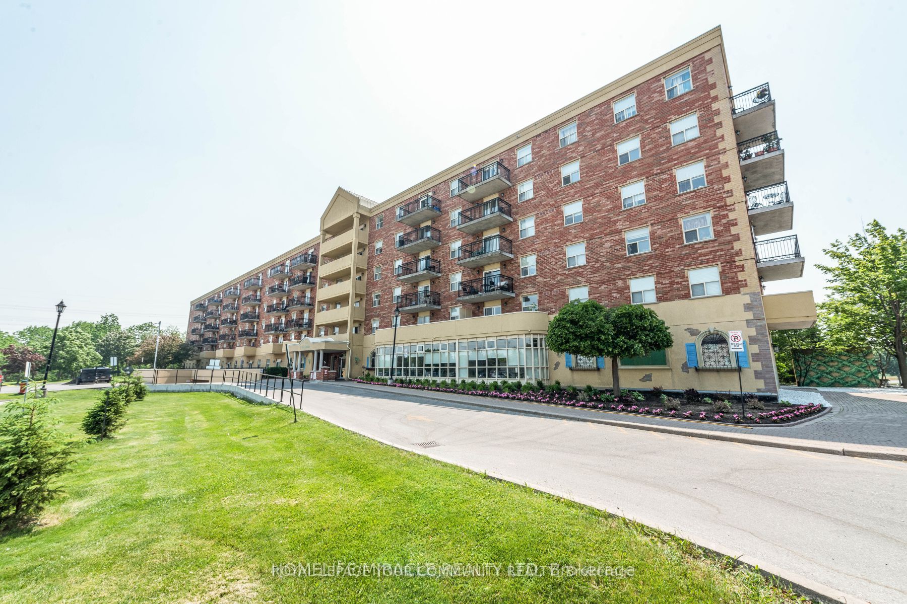 202 7373 Martin Grove Rd, Woodbridge Sold, N6206412 Condos.ca