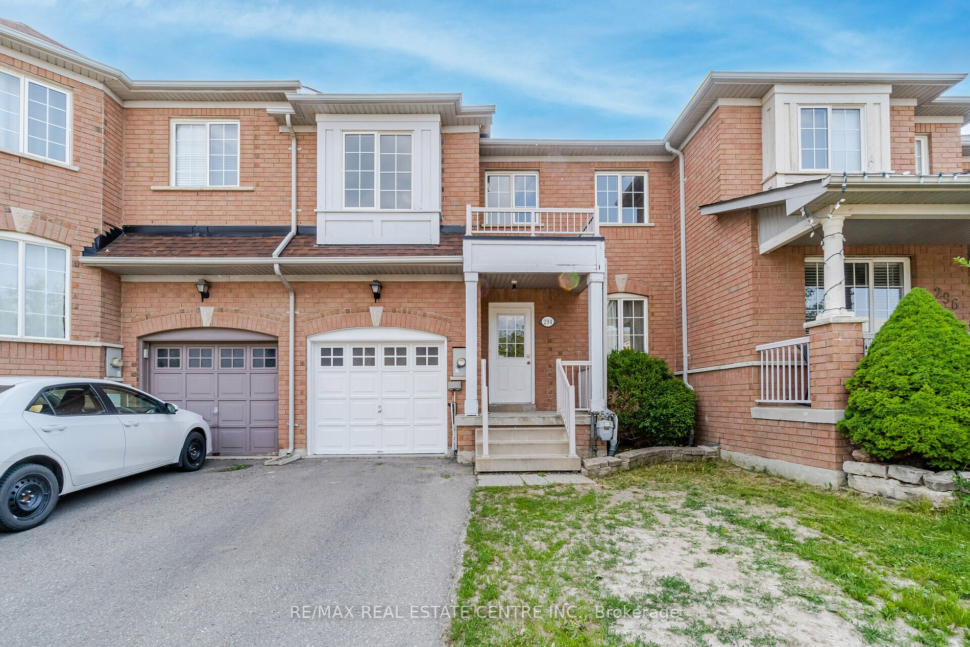 294 Flagstone Way, Newmarket Sold, N6704046 Condos.ca
