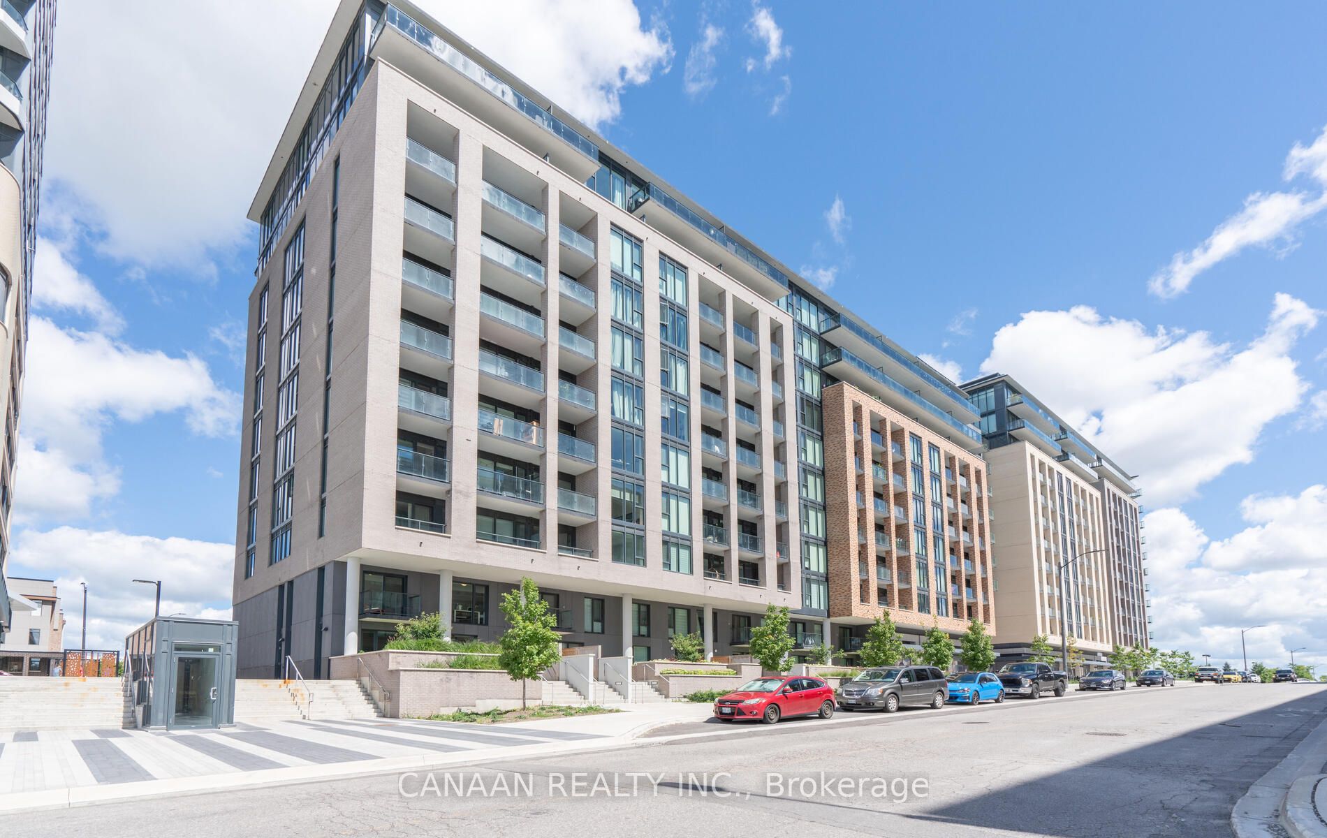 TH101 100 Eagle Rock Way, Maple Expired, N6737348 Condos.ca