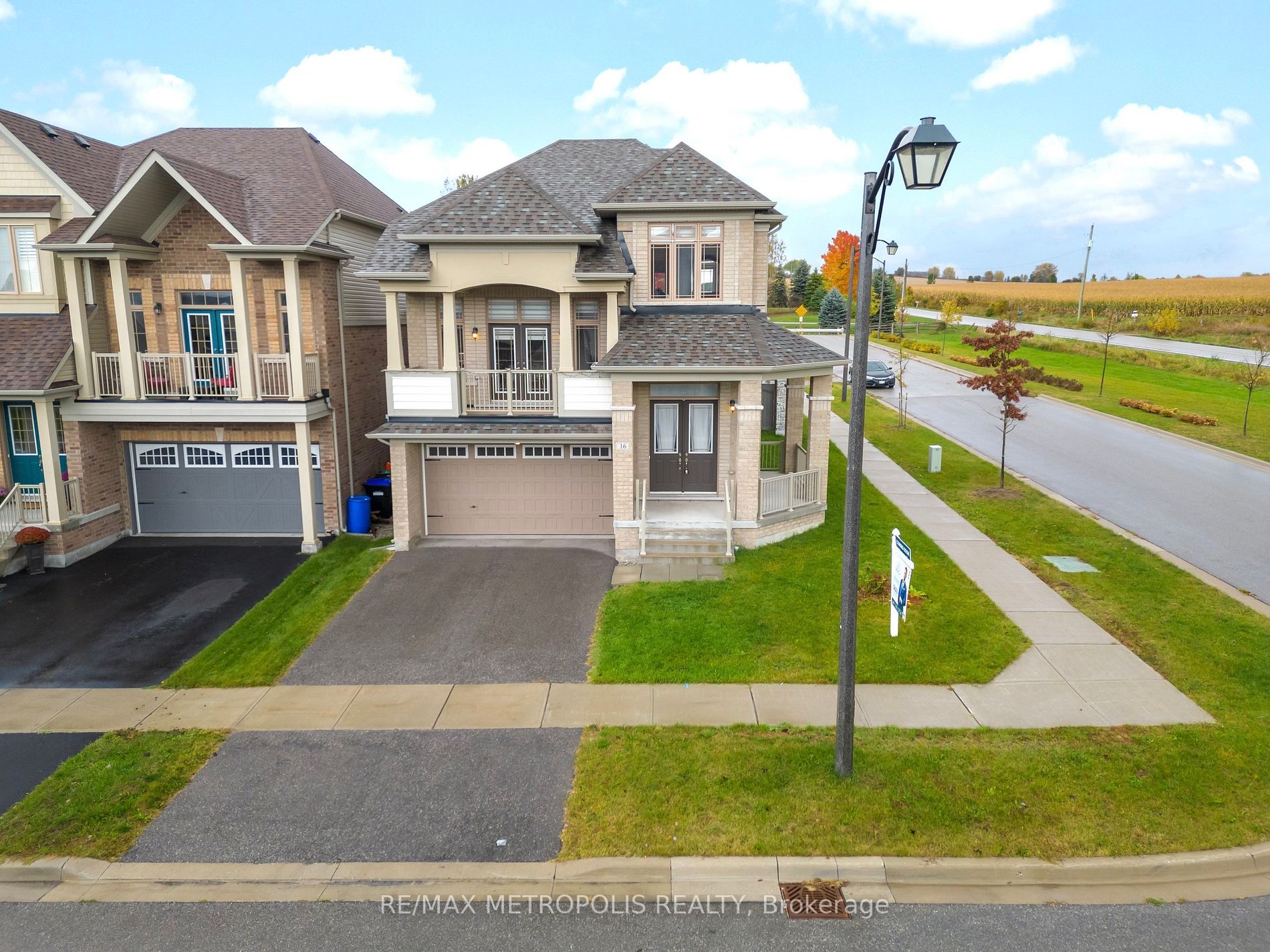 16 Bell Ave, Cookstown For Sale 960,000 Property.ca