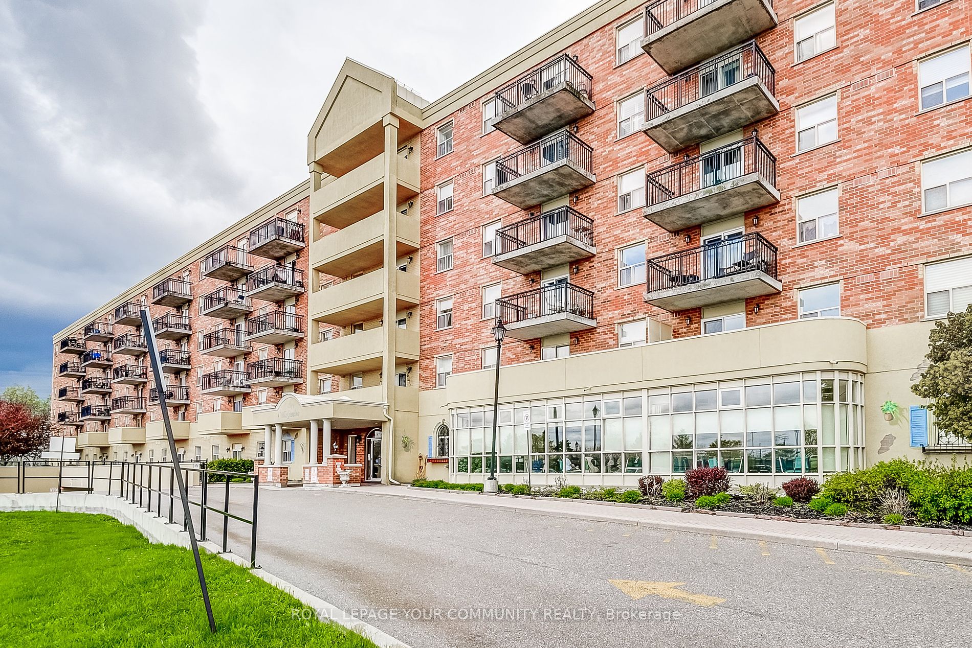 621 - 7373 Martin Grove Rd, Woodbridge | Leased, N7374118 | Condos.ca