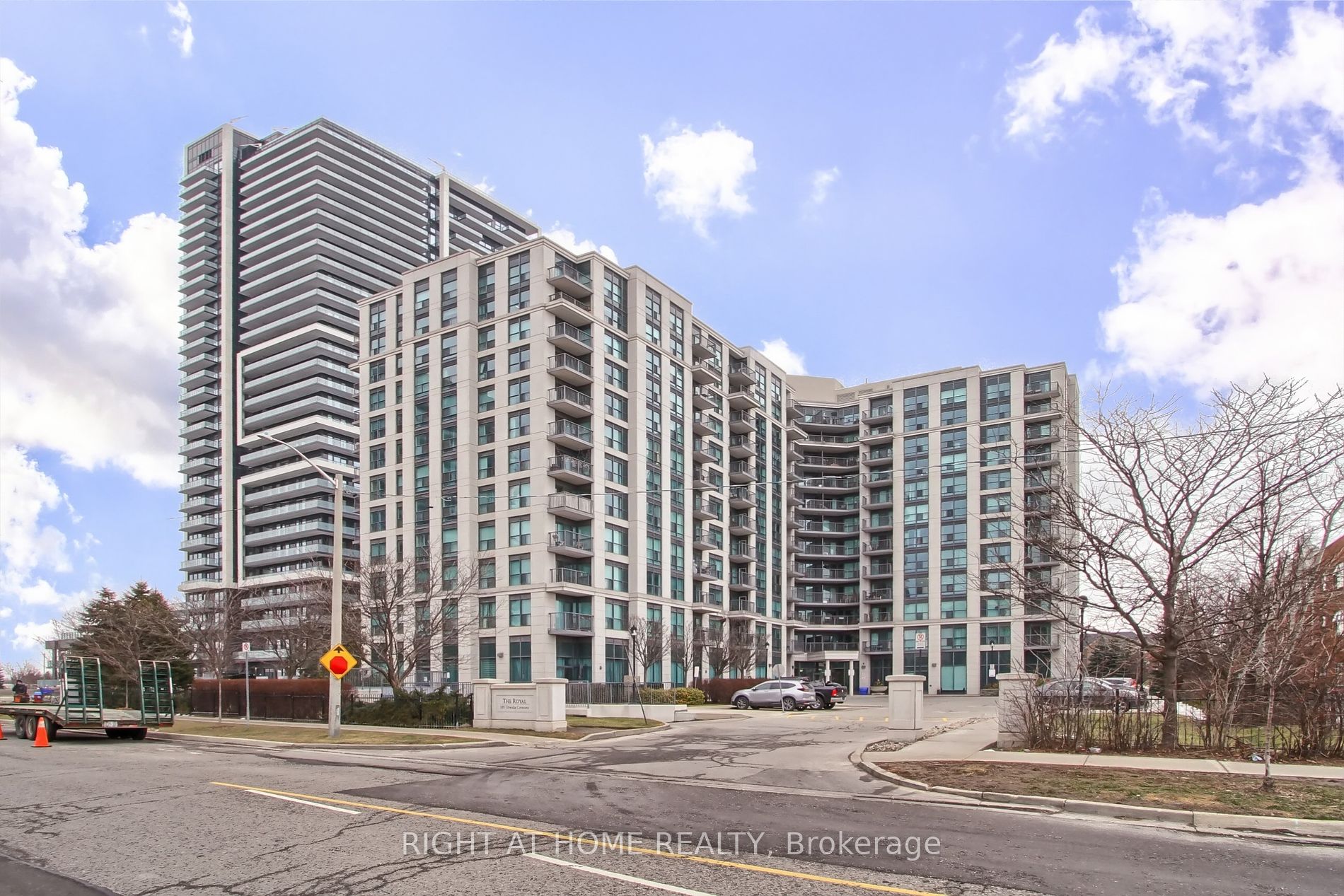 709 185 Oneida Cres, Richmond Hill Sold, N8039434 Condos.ca