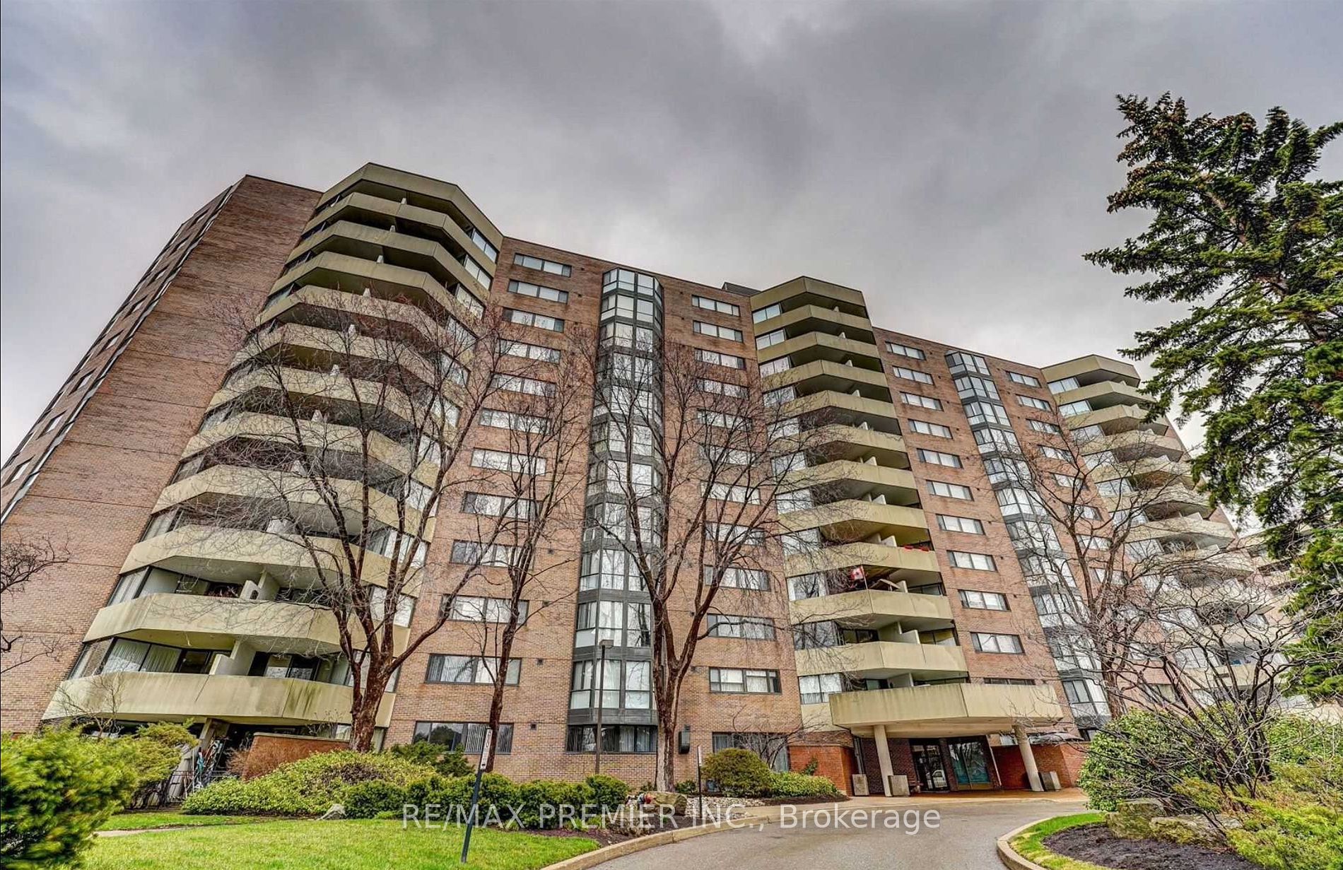 211 50 Baif Blvd, Richmond Hill Leased, N8091556 Condos.ca