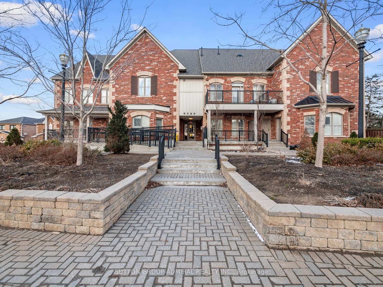 304 9589 Keele St, Maple Sold, N8107656 Condos.ca