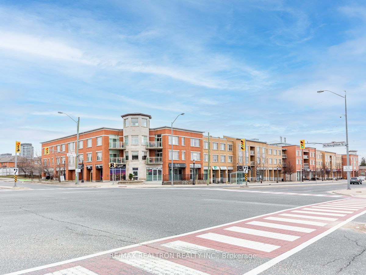 225 10211 Keele St, Maple Leased, N8154144 Condos.ca