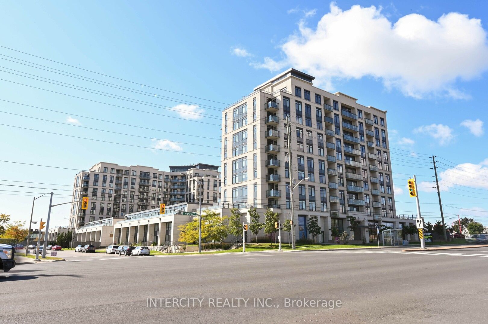 920 12 Woodstream Blvd, Woodbridge For Sale 589,600 Condos.ca