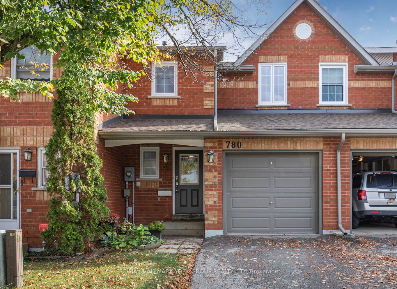 780 Caradonna Cres, Newmarket For Sale 785,000 Condos.ca