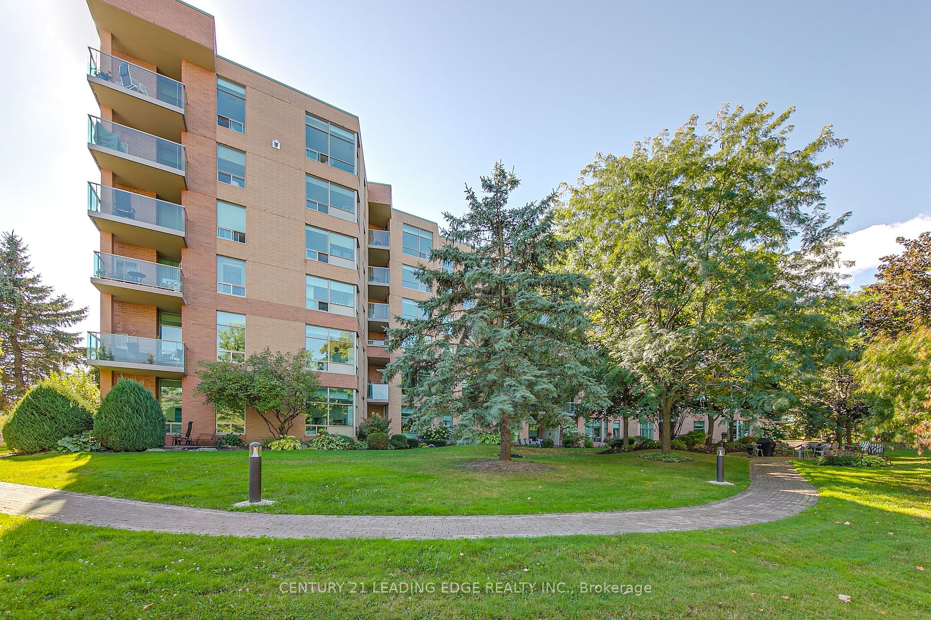 405 4 BRIAR HILL Hts, Alliston For Sale 508,000 Condos.ca