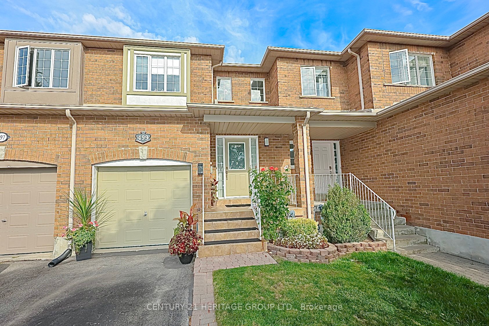 499 Rourke Pl, Newmarket Sold, N9383851 Condos.ca