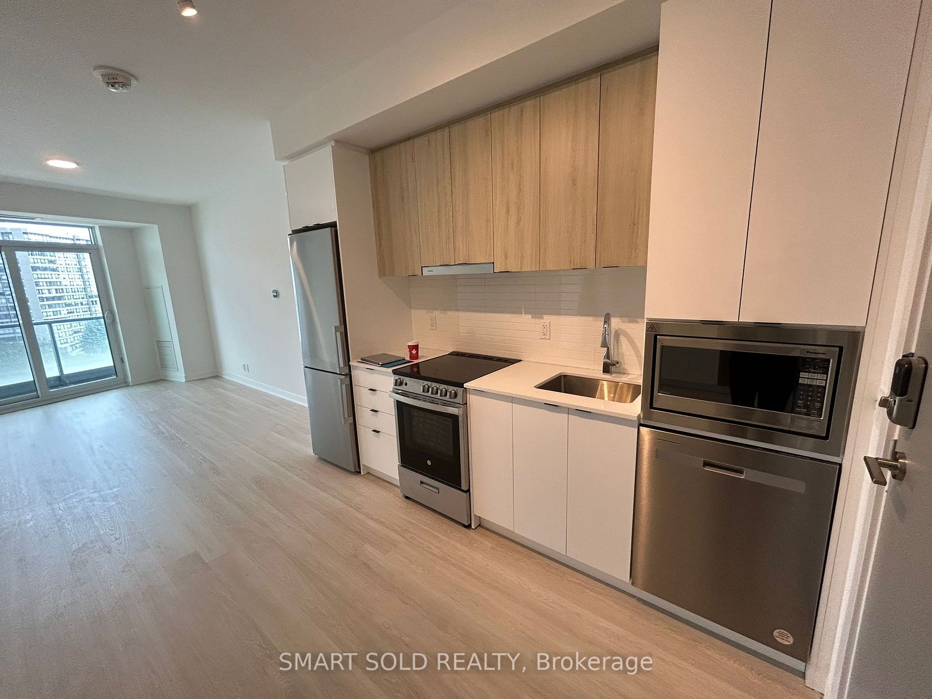 601 30 Upper Mall Way E, Vaughan For Rent 3,000 Condos.ca