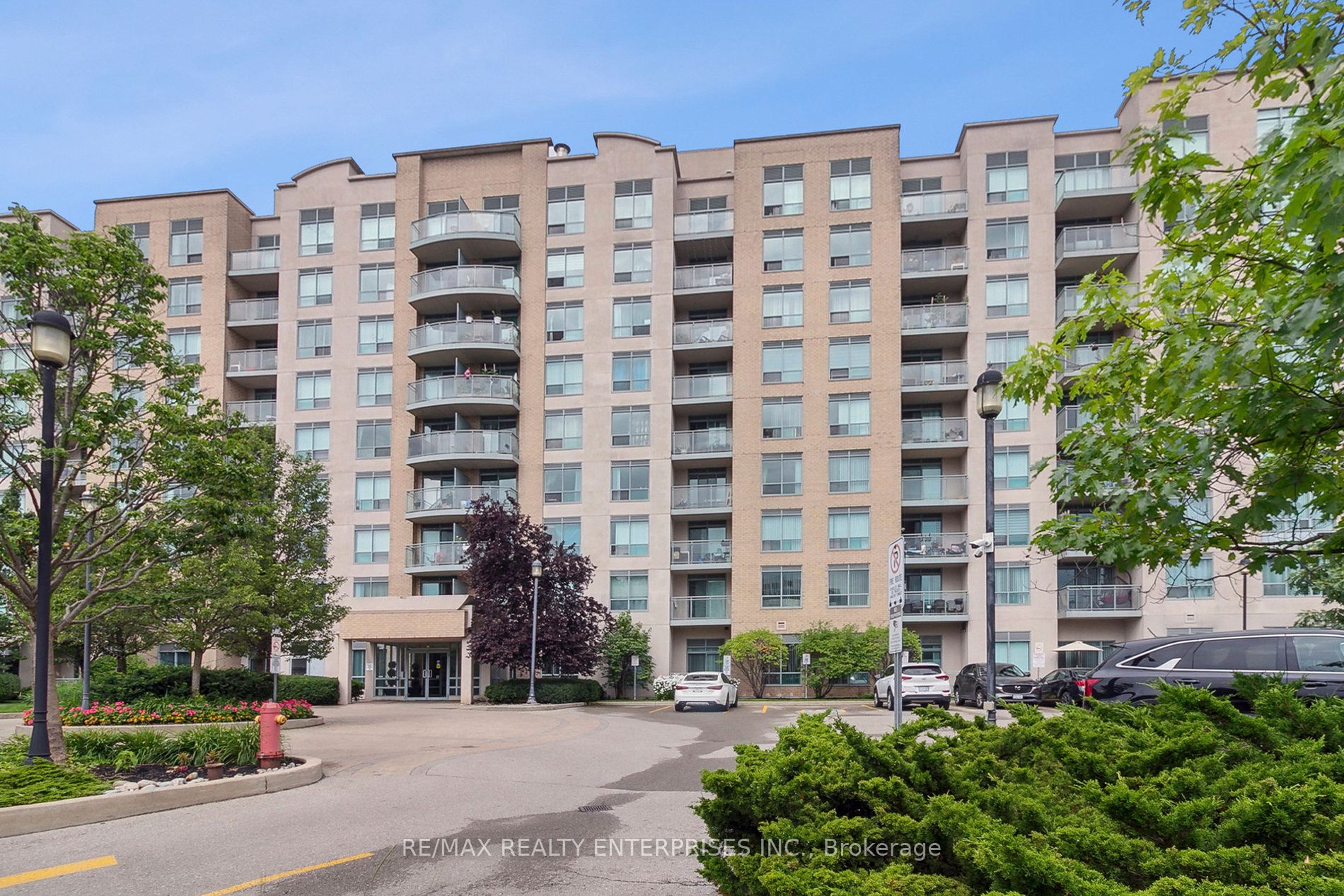 316 51 Baffin Crt, Richmond Hill For Sale 505,000 Condos.ca