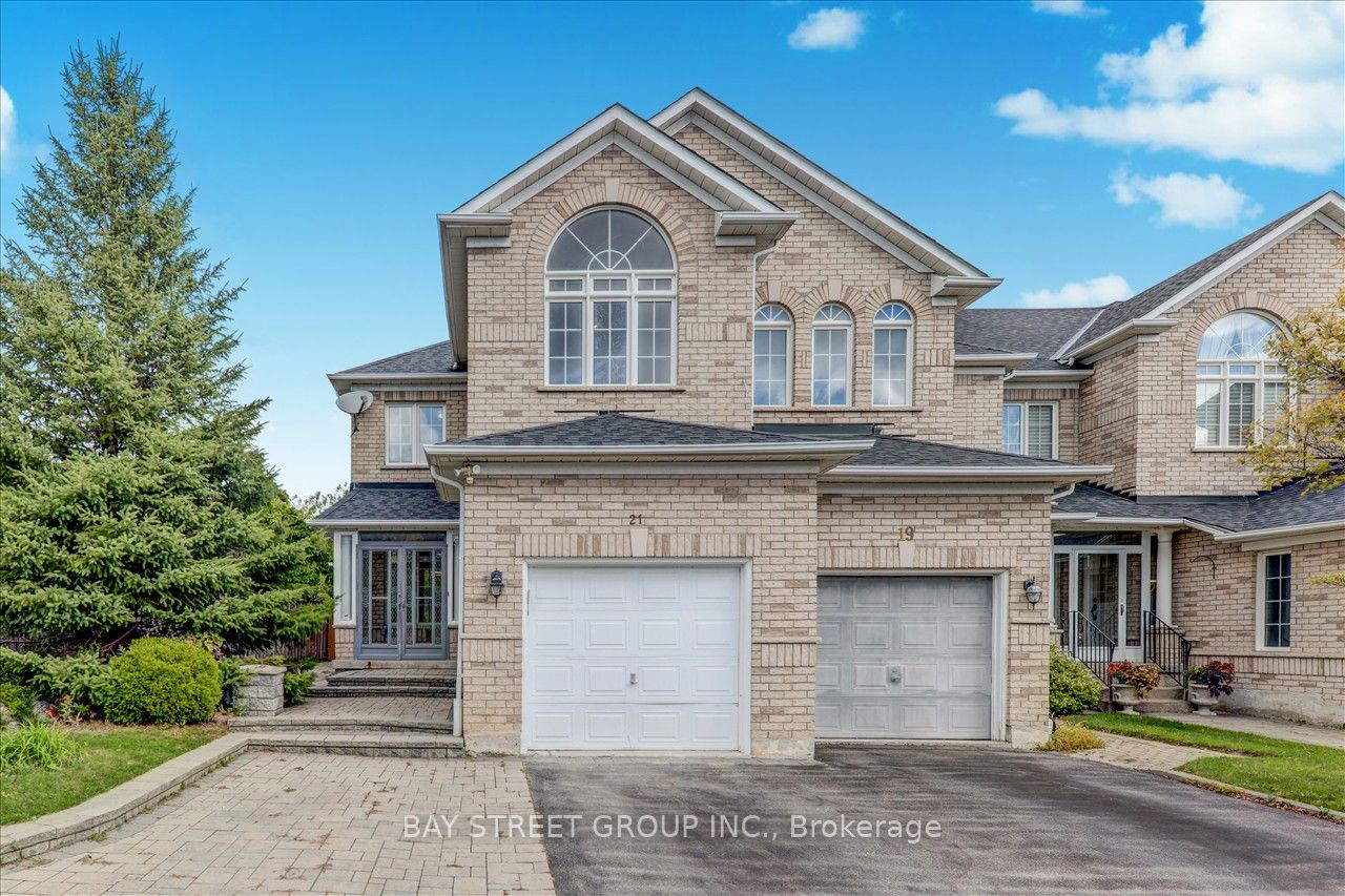 21 Debonair Dr, Richmond Hill For Sale 1,098,000 Condos.ca