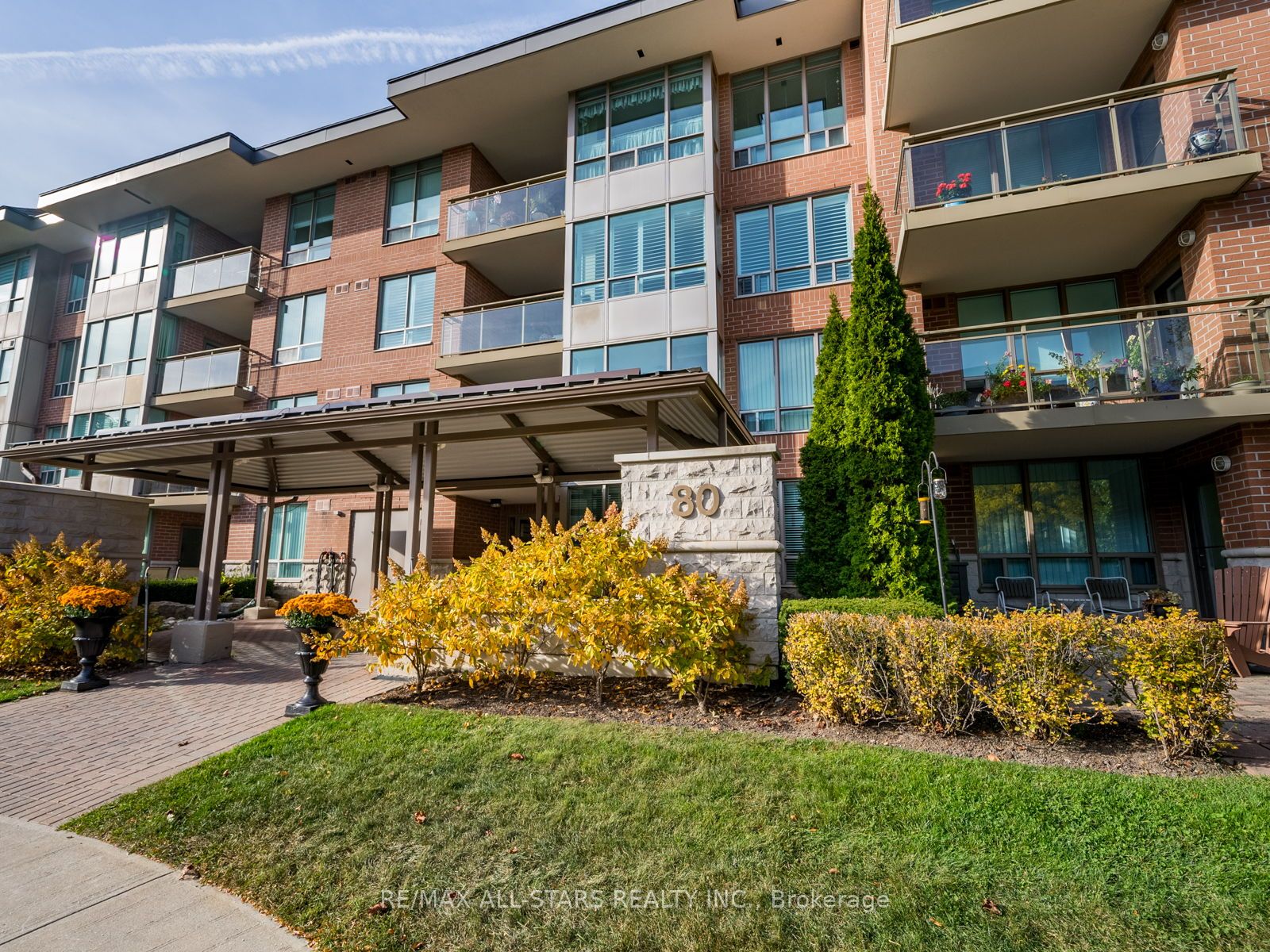 321 80 The Boardwalk Way, Markham For Sale 748,000 Condos.ca