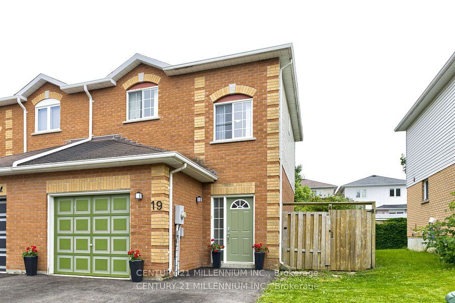 19 O'Leary Crt, TOTTENHAM For Sale 729,900 Condos.ca