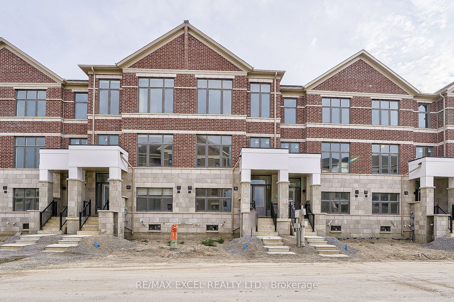 42 Seine Lane, Richmond Hill For Rent 3,650 Condos.ca