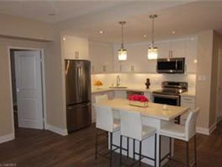 105 - 2185 Marine Dr